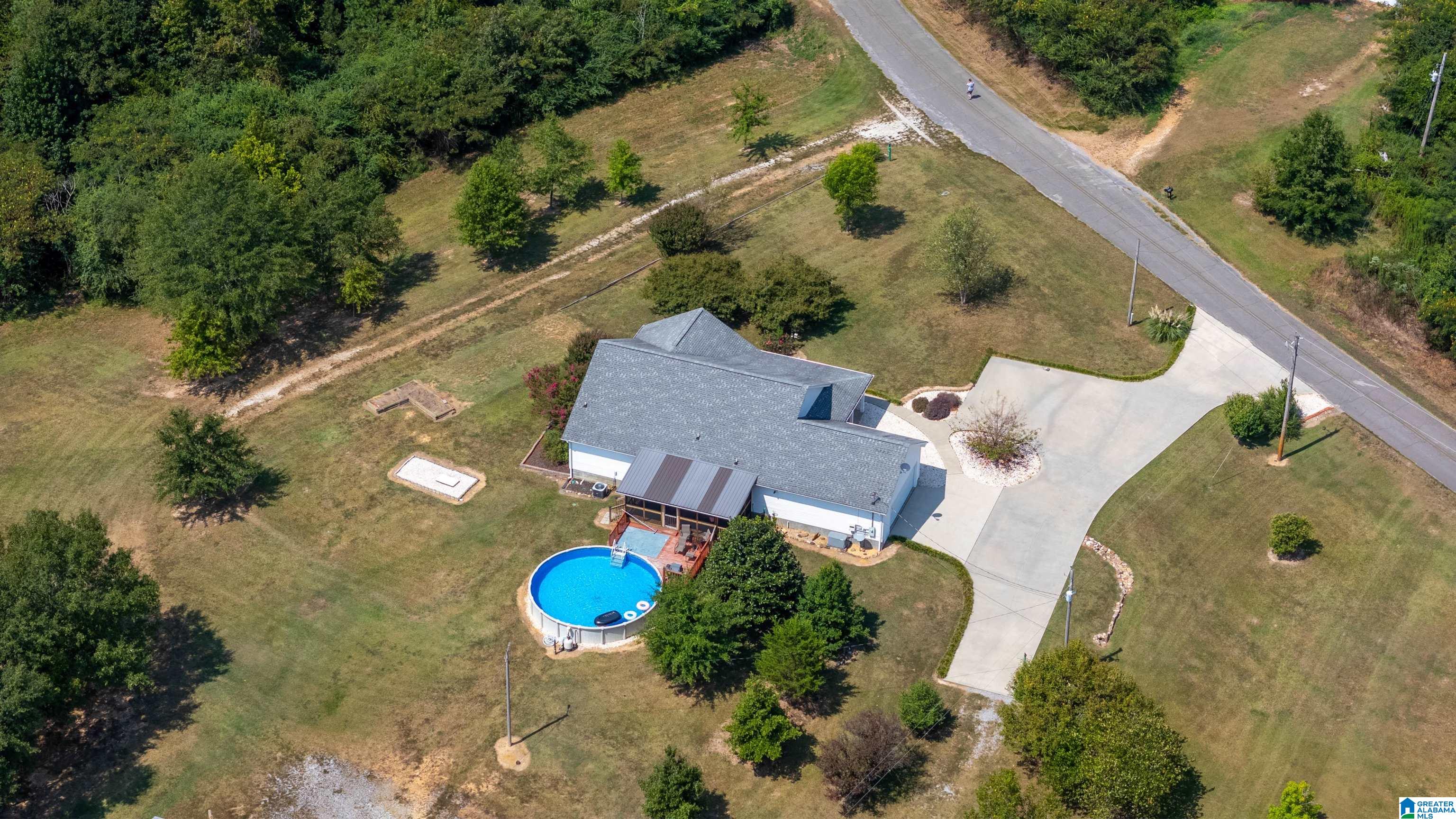 6964 New Liberty Road Jacksonville, AL 36265 - Photo 4 of 33