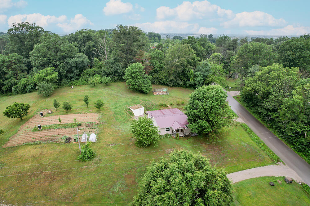 227 Estridge Road Paint Lick, KY 40461 - Photo 2 of 28 2