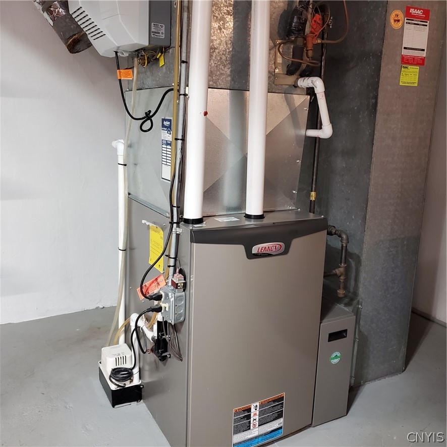31 Lyndon Road Fayetteville, NY 13066 - Photo 36 of 47 Lennox furnace with humidifier. A/C