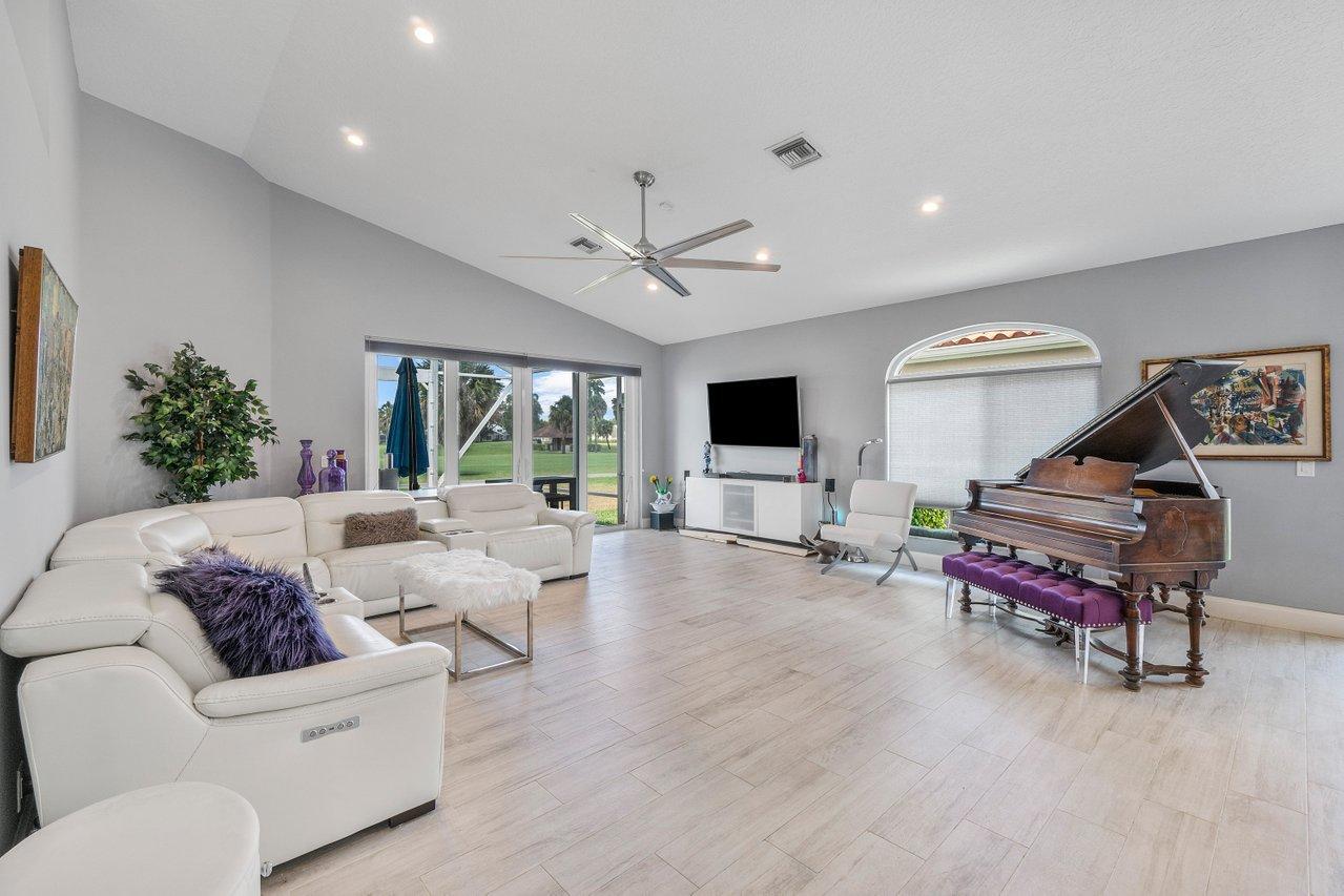 17286 Antigua Point Way Boca Raton, FL 33487 - Photo 5 of 36 006-17286AntiguaPointWay-BocaRaton-FL-33
