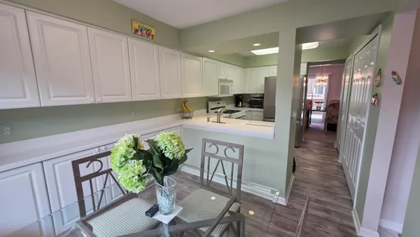 $339,000 | 5256 Wright Way East, West Bloomfield, MI 48322