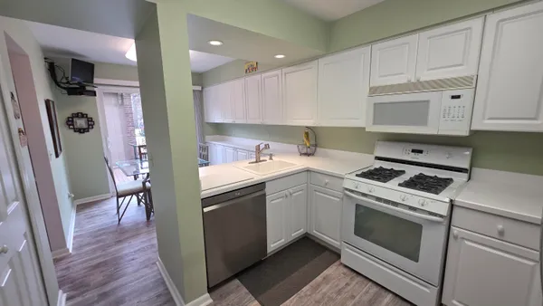 $339,000 | 5256 Wright Way East, West Bloomfield, MI 48322