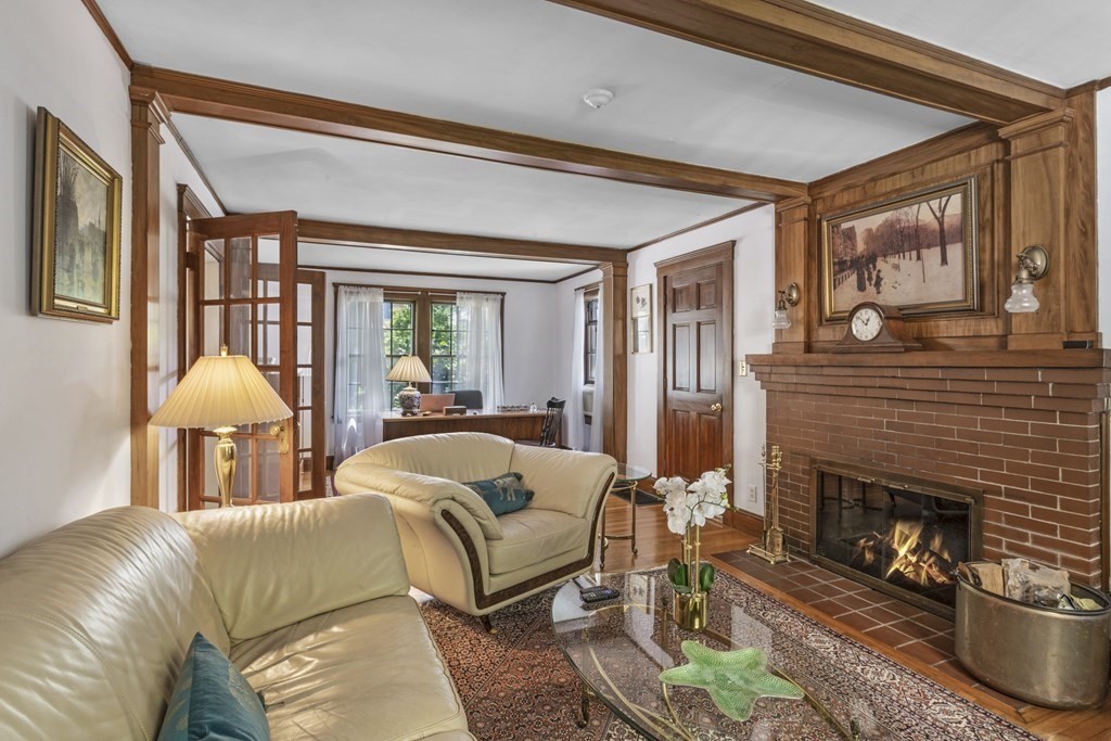 47 Locust Street Marblehead, MA 01945 - Photo 12 of 35 Gallery Image 12