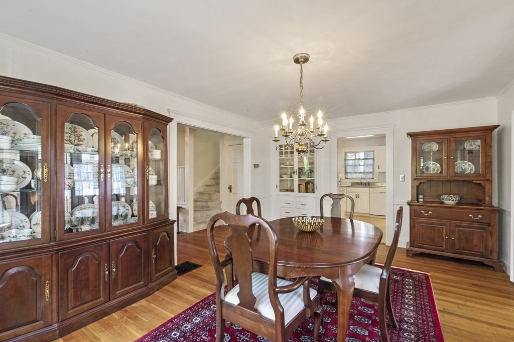 47 Locust Street Marblehead, MA 01945 - Photo 14 of 35 Gallery Image 14