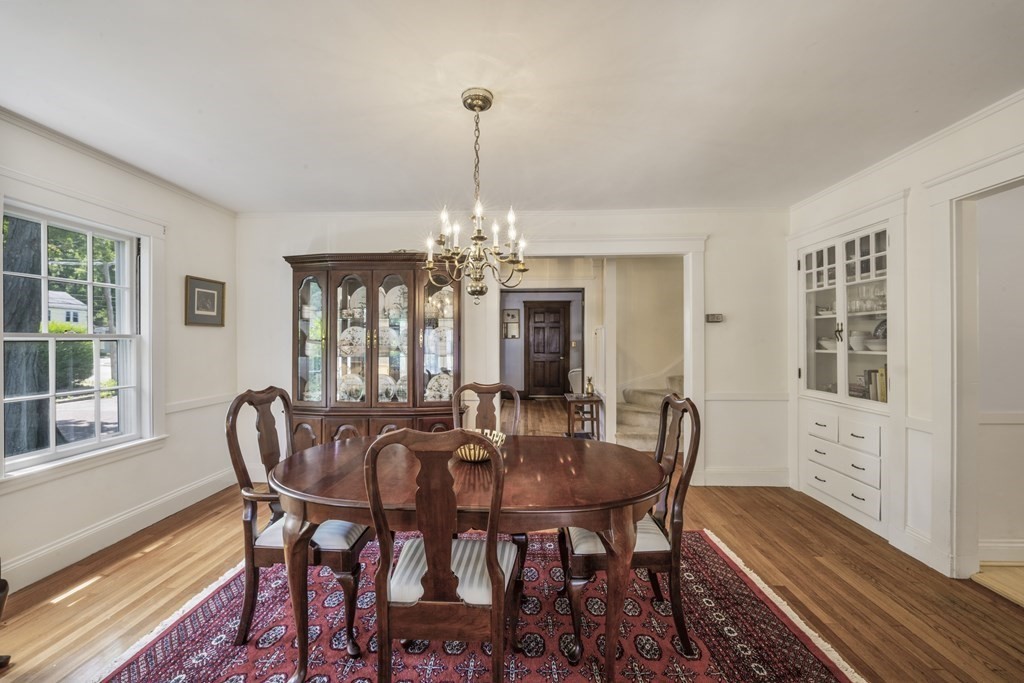 47 Locust Street Marblehead, MA 01945 - Photo 16 of 35 Gallery Image 16