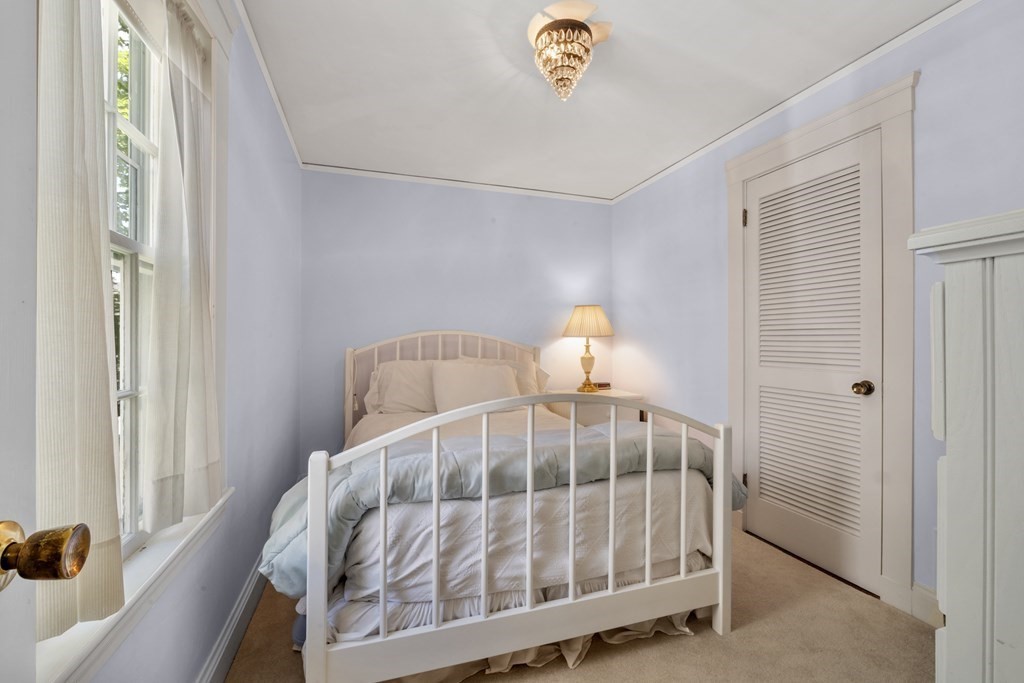 47 Locust Street Marblehead, MA 01945 - Photo 30 of 35 Gallery Image 30