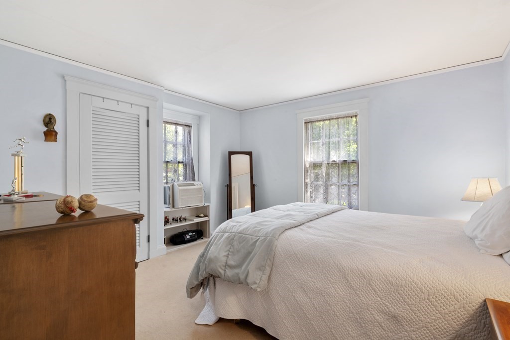 47 Locust Street Marblehead, MA 01945 - Photo 34 of 35 Gallery Image 34