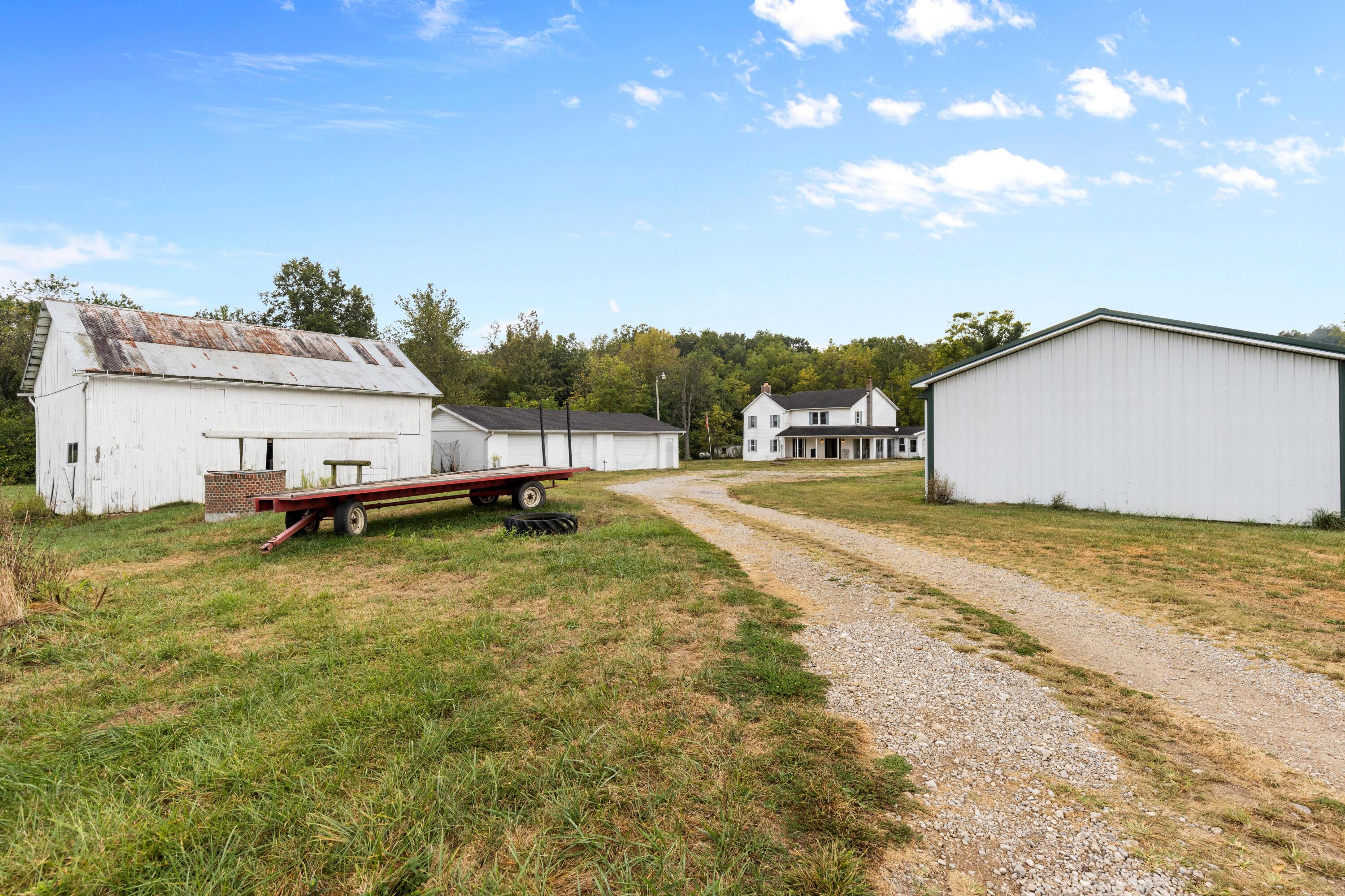 12999 Tarlton Road Circleville, OH 43113 - Photo 3 of 61 03-0X6A8528