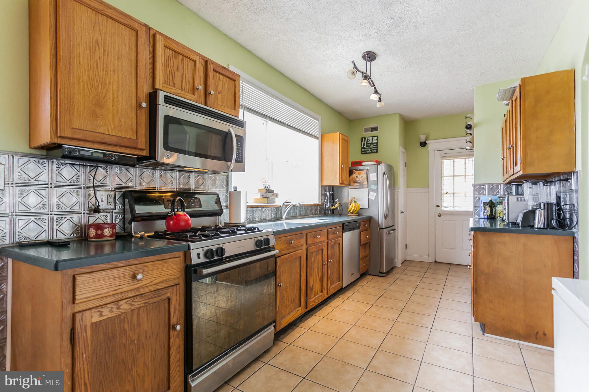 443 Harmon Road Philadelphia, PA 19128 - Photo 13 of 24 Gallery Image 13