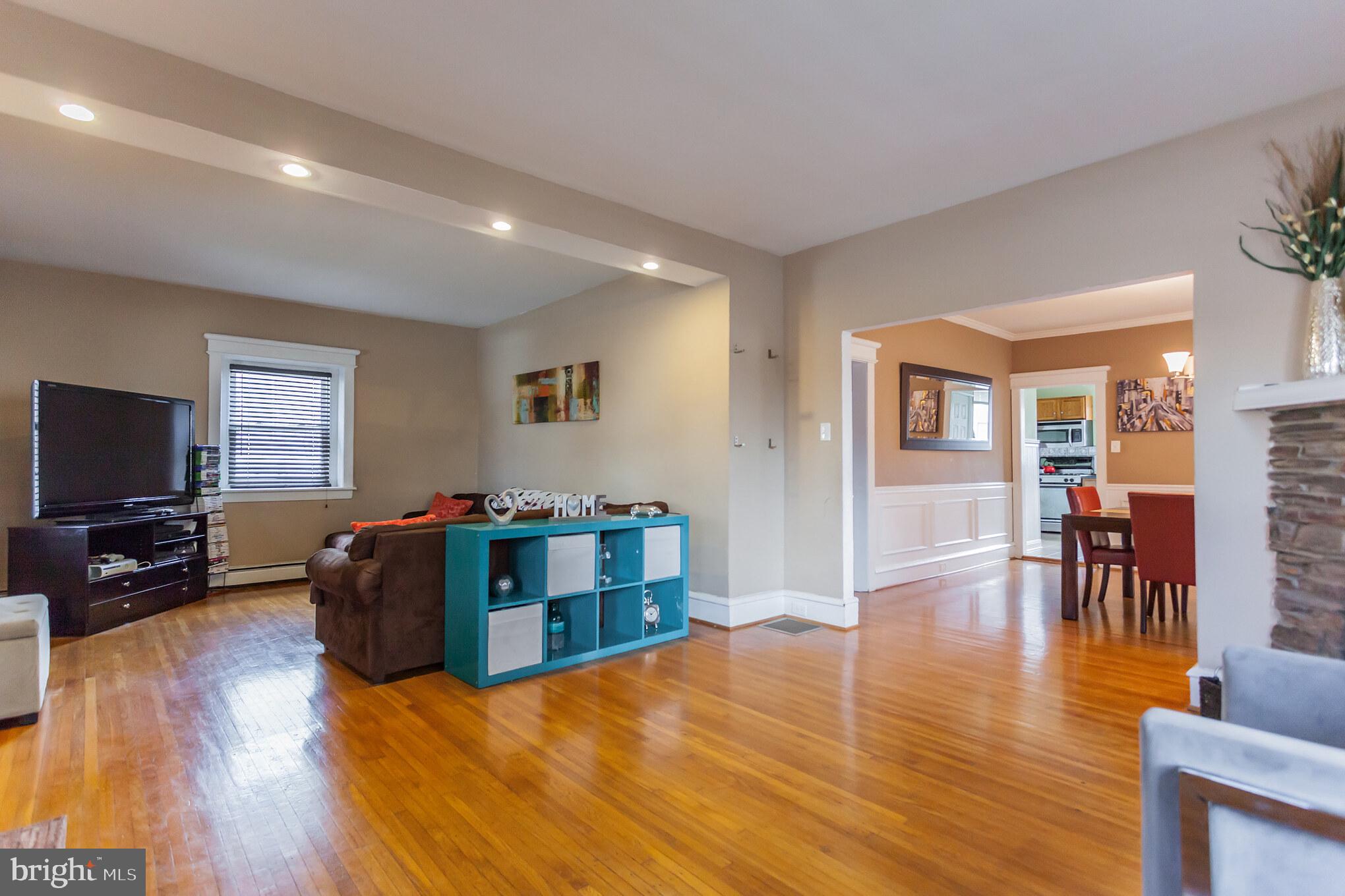 443 Harmon Road Philadelphia, PA 19128 - Photo 5 of 24 Gallery Image 5