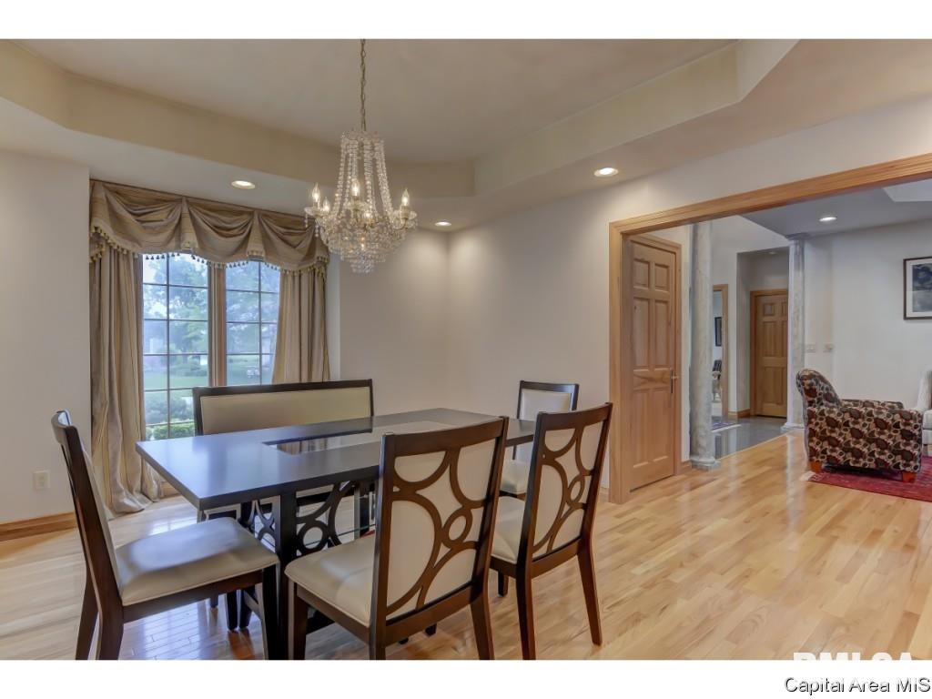 5101 Blackwolf Road Springfield, IL 62711 - Photo 11 of 32