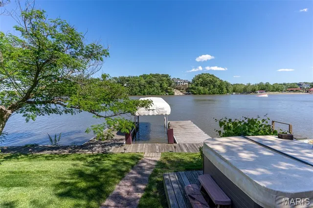 $4,500 | 202 Dauphine Drive, Lake St. Louis, MO 63367