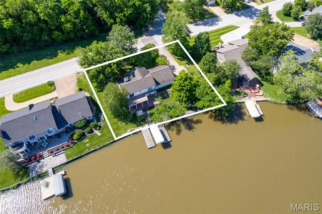 $4,500 | 202 Dauphine Drive, Lake St. Louis, MO 63367