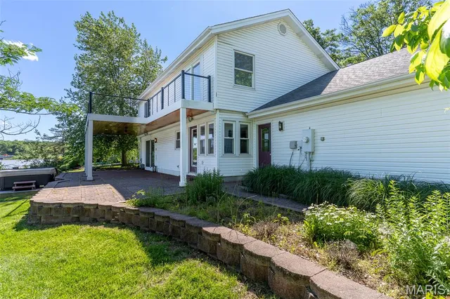 $4,500 | 202 Dauphine Drive, Lake St. Louis, MO 63367