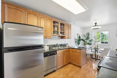 $949,000 | 565 West Latimer Avenue, Campbell, CA 95008