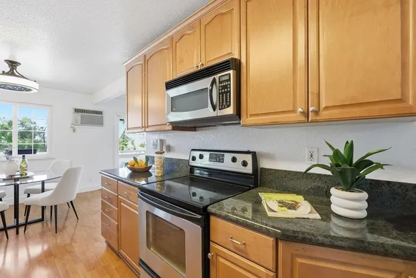$899,000 | 565 West Latimer Avenue, Campbell, CA 95008