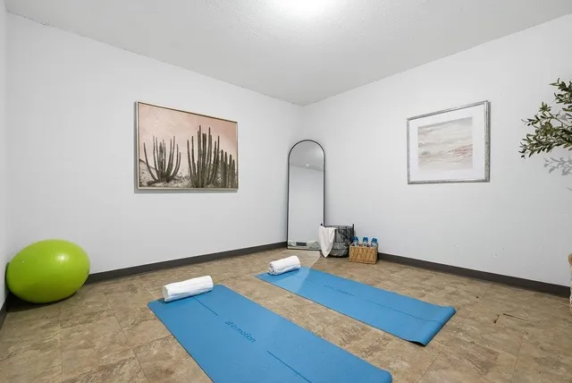 $949,000 | 565 West Latimer Avenue, Campbell, CA 95008