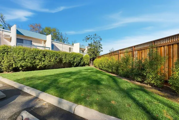 $899,000 | 565 West Latimer Avenue, Campbell, CA 95008