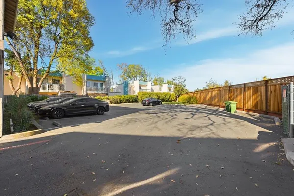 $899,000 | 565 West Latimer Avenue, Campbell, CA 95008