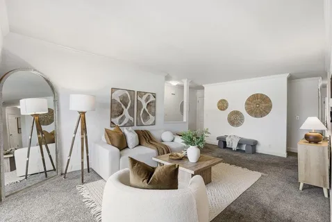 $949,000 | 565 West Latimer Avenue, Campbell, CA 95008