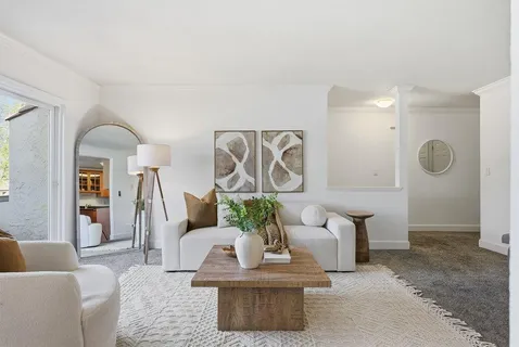 $949,000 | 565 West Latimer Avenue, Campbell, CA 95008