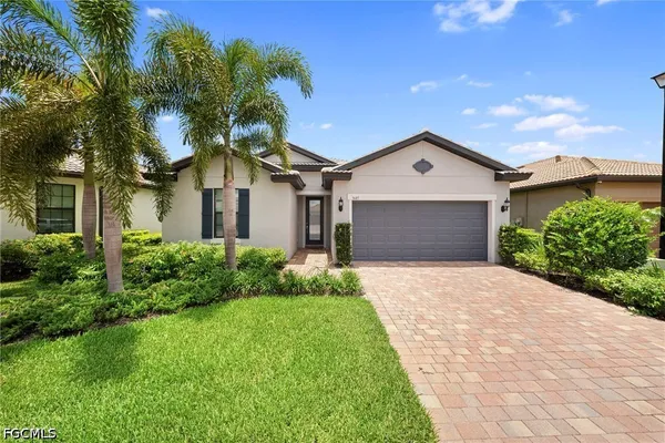$2,200 | 3685 East Hampton Circle, Fort Myers, FL 33905