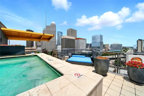 $285,000 | 2000 Bagby Street, Unit 5423, Houston, TX 77002