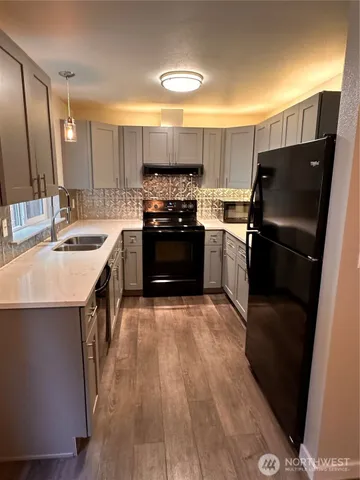 $725,000 | 9819 148th St Court East, Puyallup, WA 98375