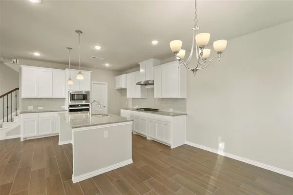 $3,600 | 3921 St Ives Lane, Lewisville, TX 75056