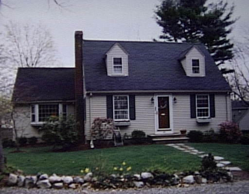 39 County Road Reading, MA 01867 - Photo 1 of 1 Gallery Image 1