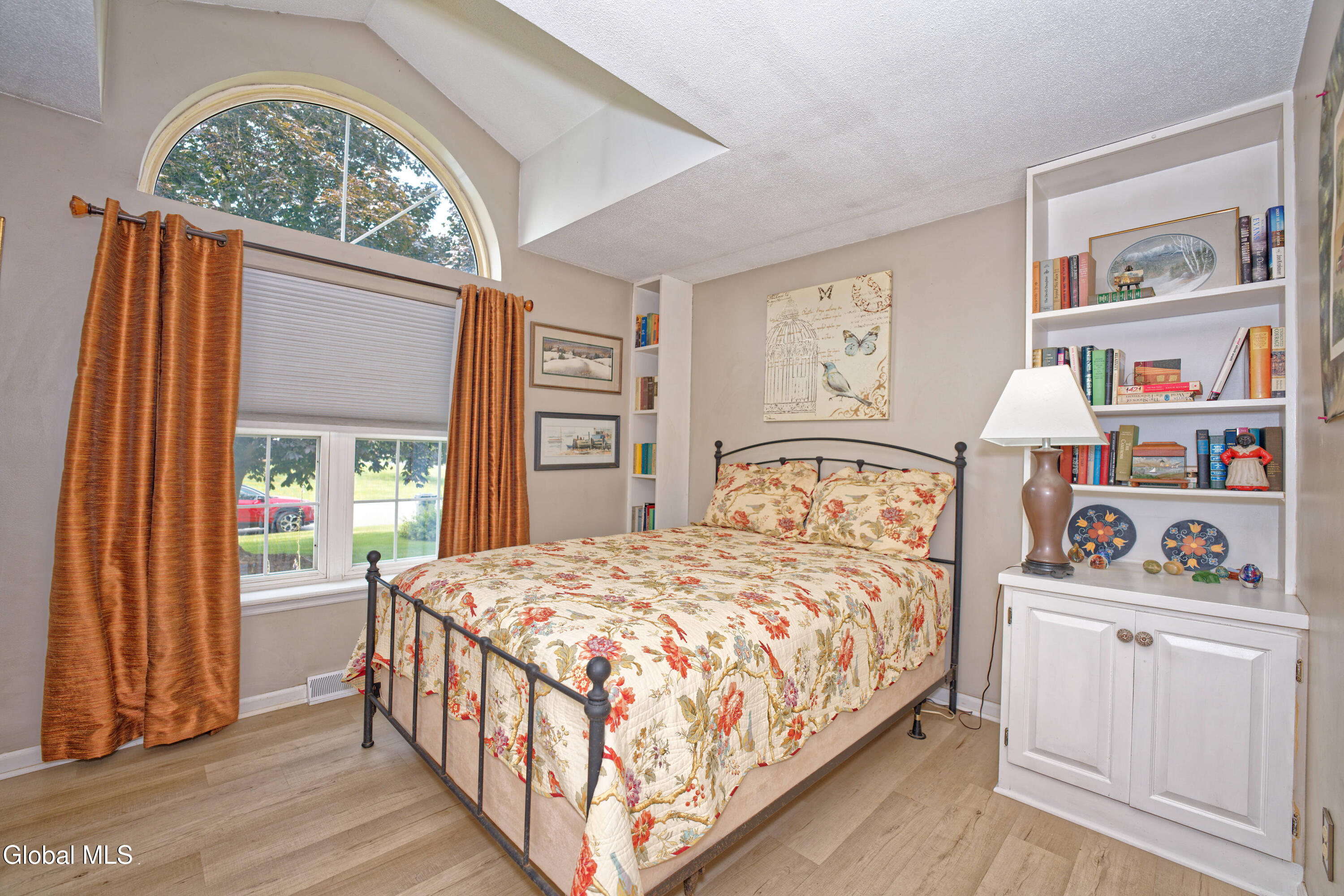 4 Sierra Trace Malta, NY 12019 - Photo 27 of 41 5 Bedroom 1