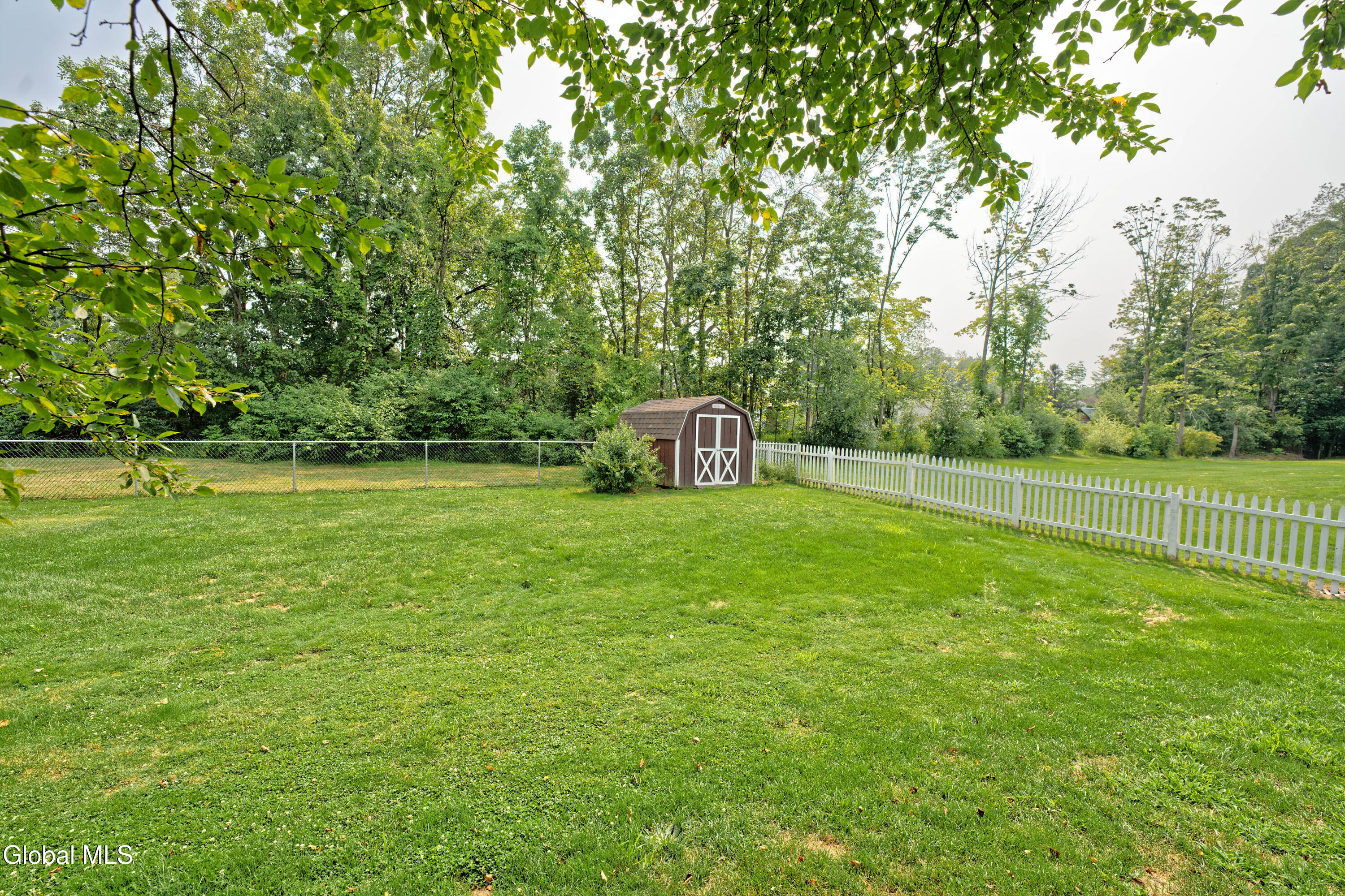 4 Sierra Trace Malta, NY 12019 - Photo 36 of 41 Yard 6