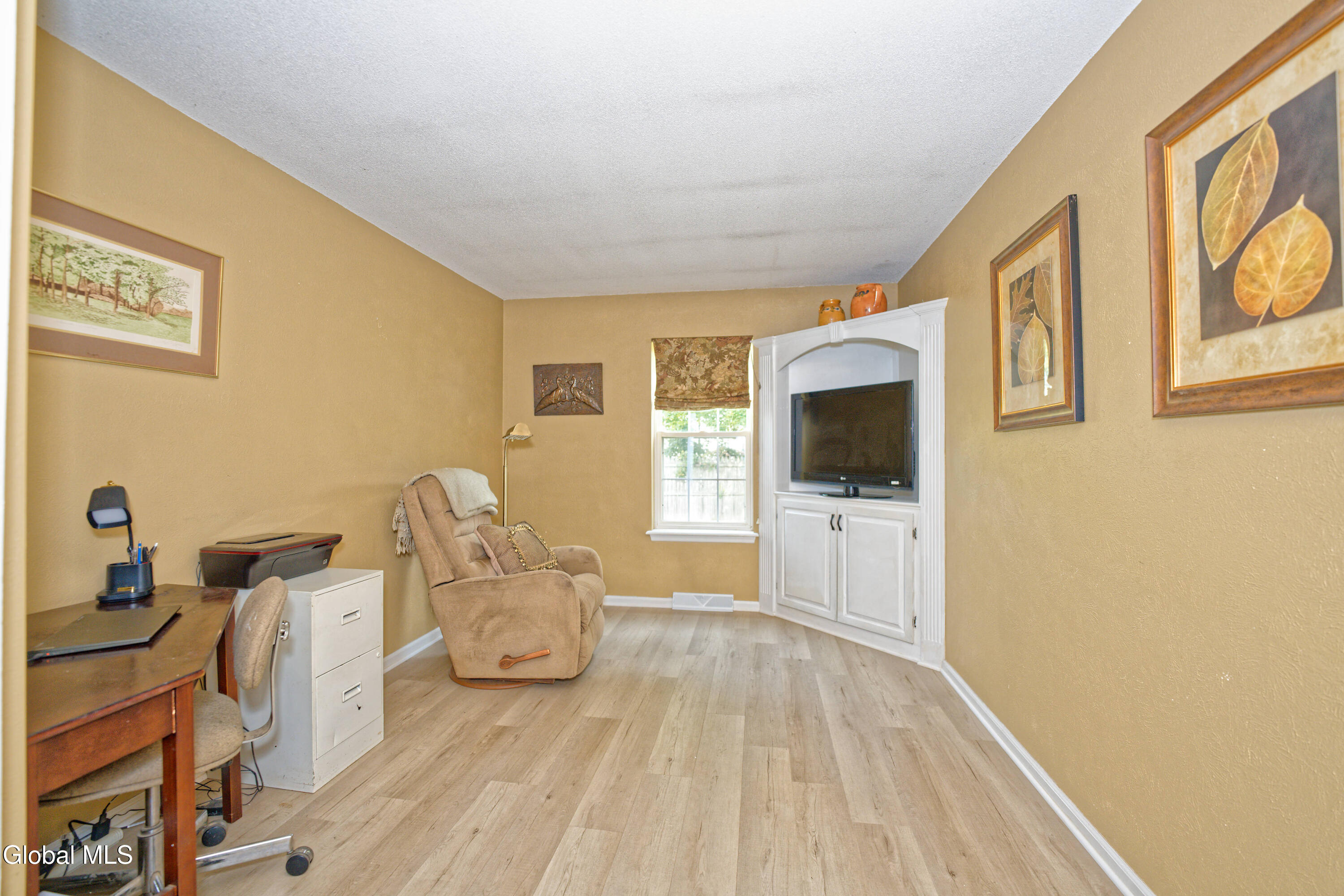 4 Sierra Trace Malta, NY 12019 - Photo 9 of 41 2 Office 2