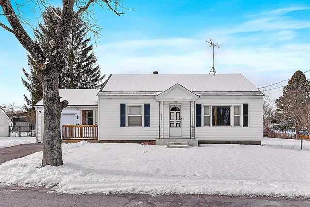 $367,900 | 71 Hurd Street, Fitchburg, MA 01420