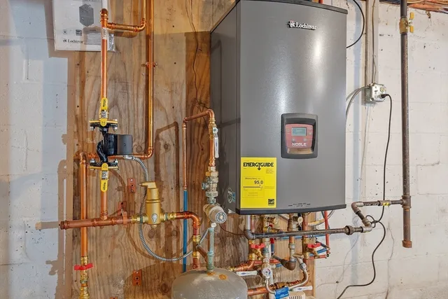 $367,900 | 71 Hurd Street, Fitchburg, MA 01420