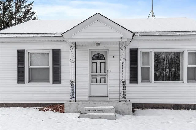 $367,900 | 71 Hurd Street, Fitchburg, MA 01420