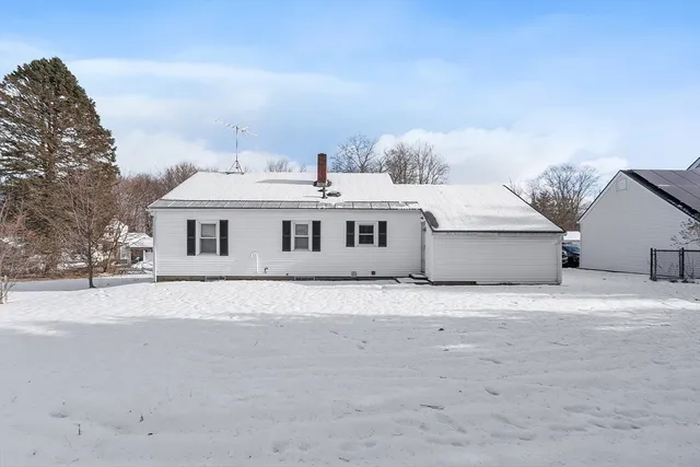 $367,900 | 71 Hurd Street, Fitchburg, MA 01420