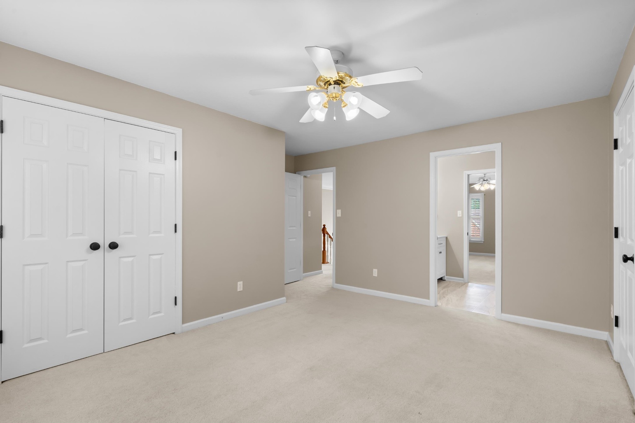 927 Oakmont Ridge Cove Collierville, TN 38017 - Photo 25 of 40 a view of an empty room with a window