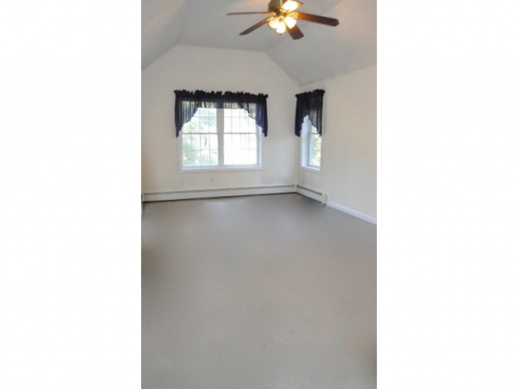 5 Burns Road Pelham, NH 03076 - Photo 15 of 21 Gallery Image 15