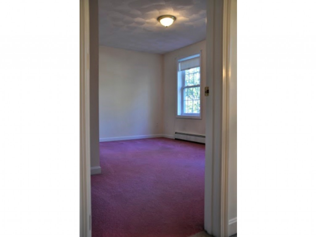 5 Burns Road Pelham, NH 03076 - Photo 18 of 21 Gallery Image 18