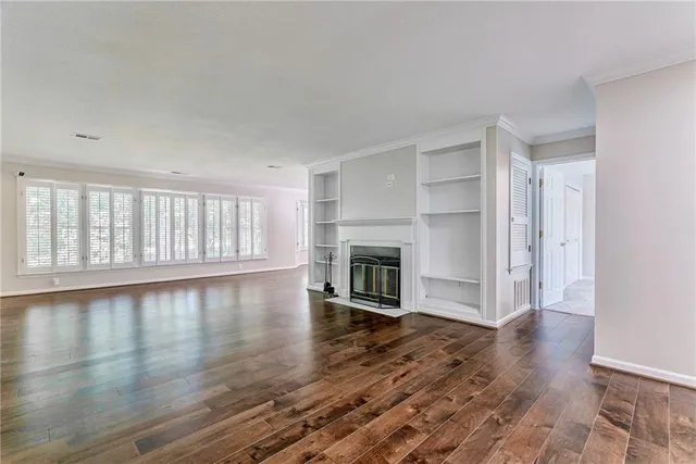 $325,000 | 1 Plantation Drive Northeast, Unit B, Atlanta, GA 30324