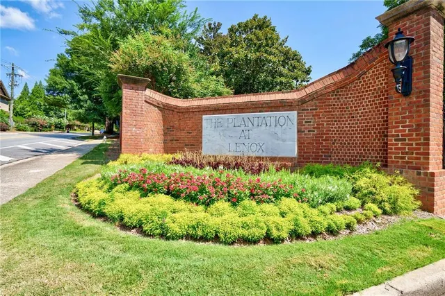 $325,000 | 1 Plantation Drive Northeast, Unit B, Atlanta, GA 30324