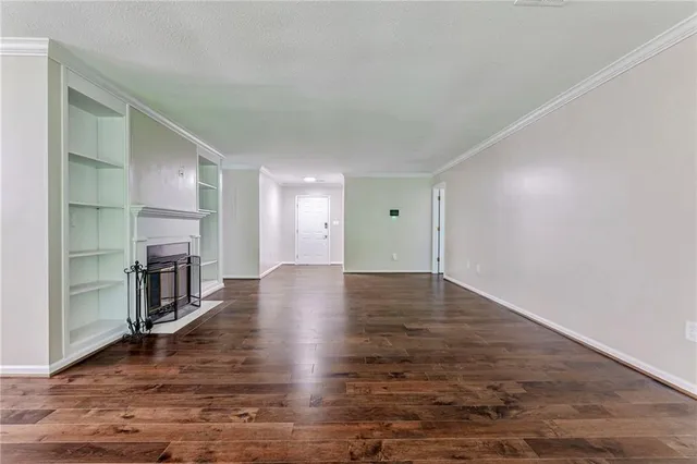 $325,000 | 1 Plantation Drive Northeast, Unit B, Atlanta, GA 30324