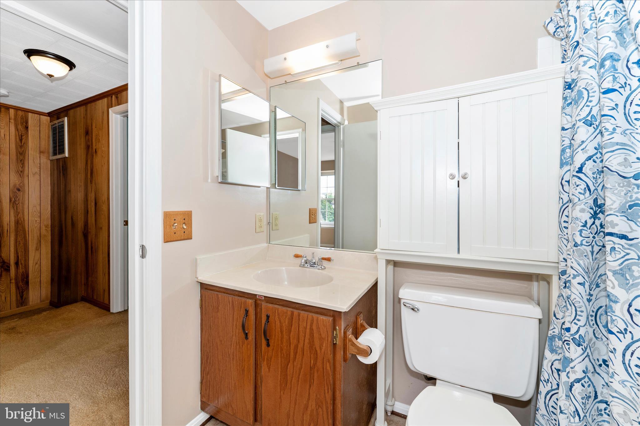 5751 Sunset View Lane Frederick, MD 21703 - Photo 22 of 46 Primary Bathroom