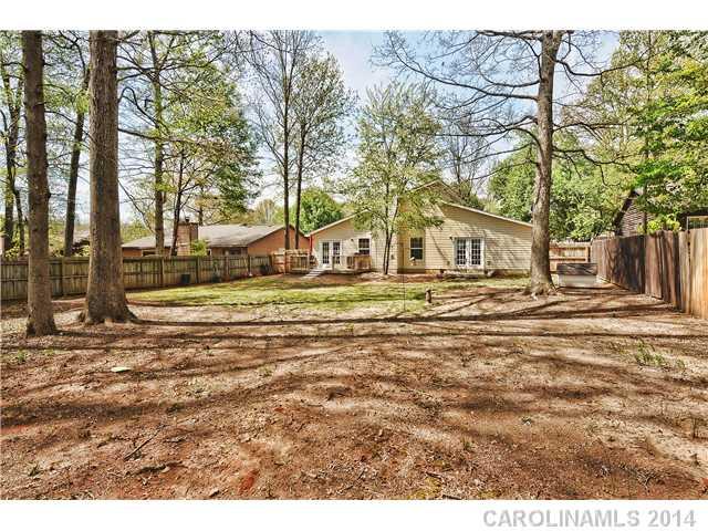 7626 Eastbourne Road Charlotte, NC 28227 - Photo 16 of 16