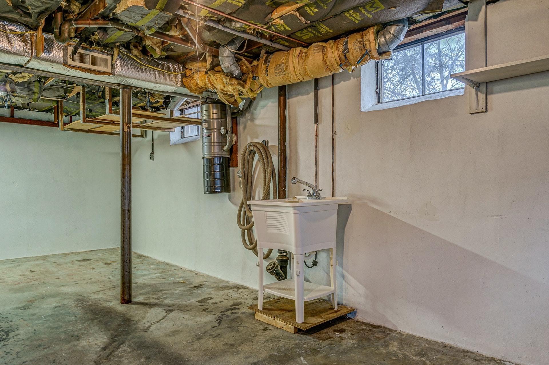 3586 Forester Road Southwest Roanoke, VA 24018 - Photo 36 of 51 a view of a room with gym equipment