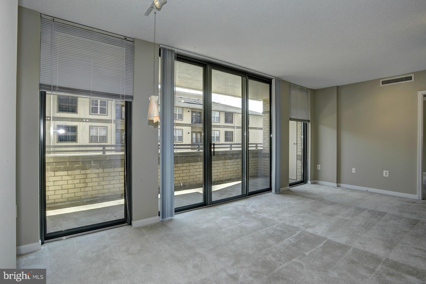 11710 Old Georgetown Road, Unit 208 North Bethesda, MD 20852 - Photo 5 of 22 Living Room
