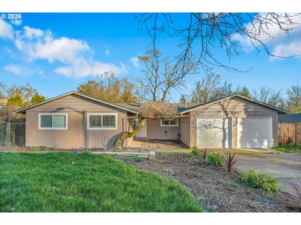 $524,900 | 680 Southwest Willow Creek Drive, Beaverton, OR 97003