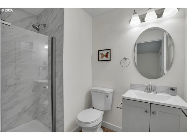 $524,900 | 680 Southwest Willow Creek Drive, Beaverton, OR 97003