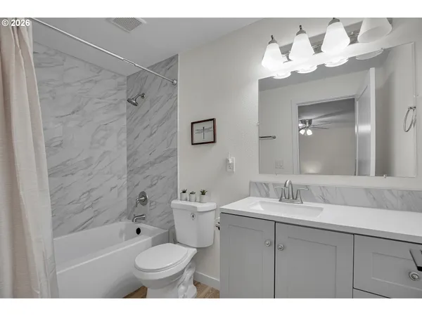 $524,900 | 680 Southwest Willow Creek Drive, Beaverton, OR 97003